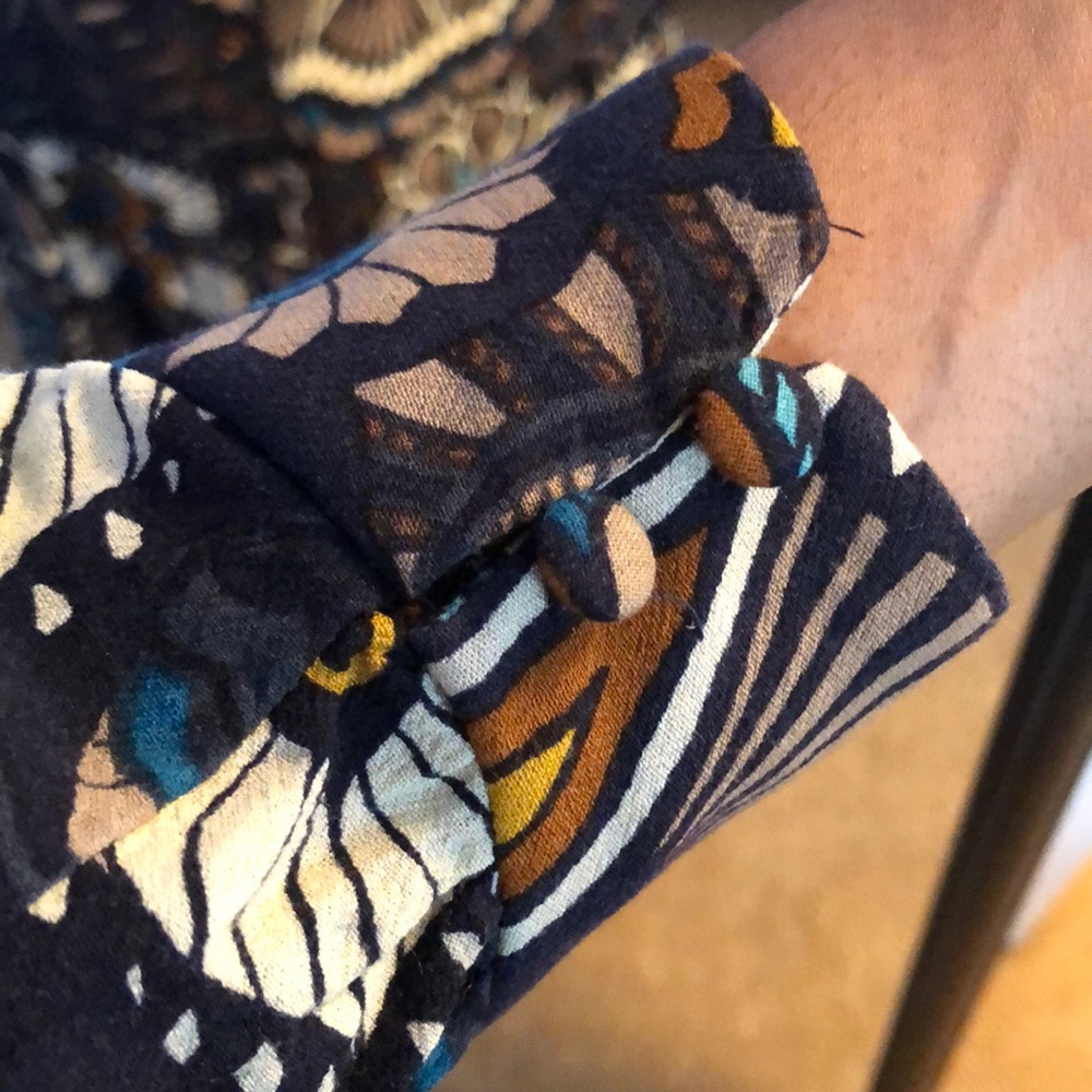 H&M navy blue multi-print long sleeve maxi dress - Picture 4 of 4